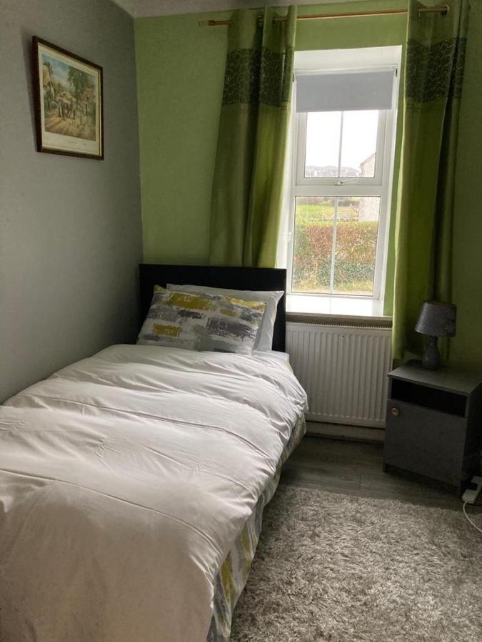 Kings Accommodation Donegal Town Ngoại thất bức ảnh