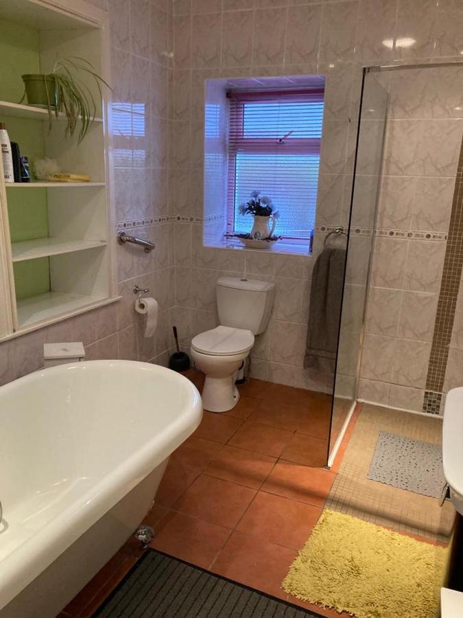 Kings Accommodation Donegal Town Ngoại thất bức ảnh
